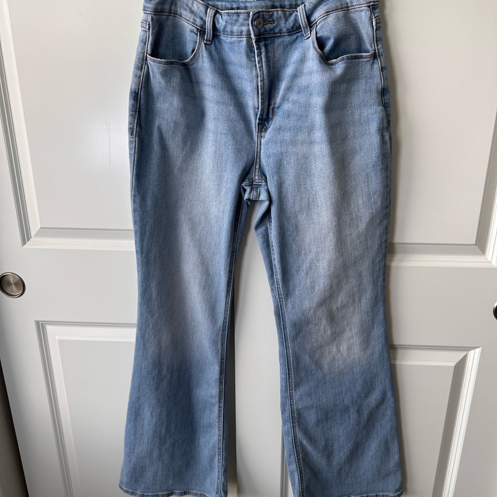 Old Navy Light Blue Women's Sz. 12 High-Rise Flare Jeans